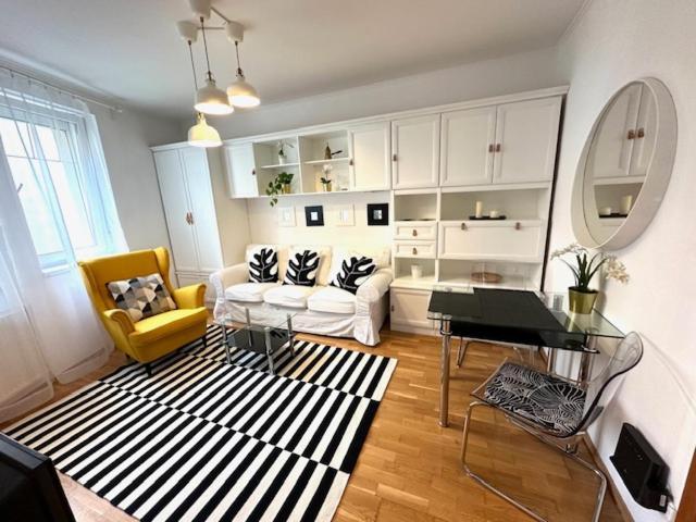 Peony Kaldy Apartman Free Garage Under The House 부다페스트 외부 사진